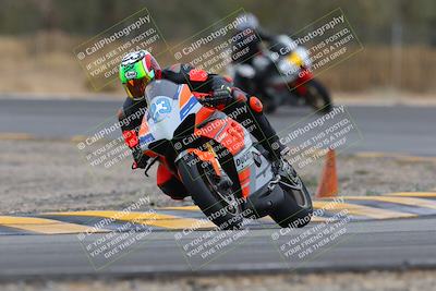 media/Jan-15-2023-SoCal Trackdays (Sun) [[c1237a034a]]/Turn 3 (1115am)/